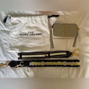 Marc Jacobs “The Snapshot” Bag + two straps